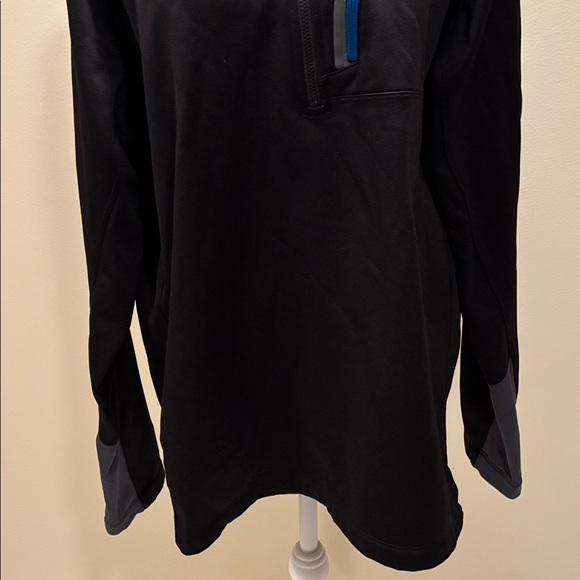 The North Face Black and Blue Jacket - size XL - Picture 3 of 9